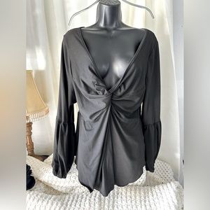 Black twist front long sleeve top